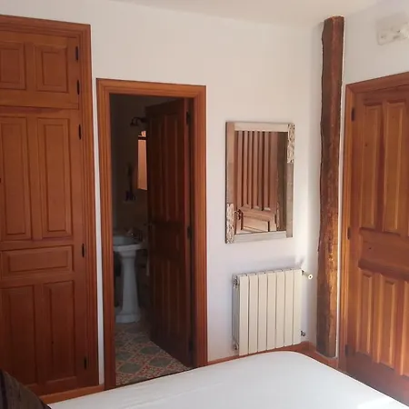 Country house La Casona De Castilnovo - Gay Men Only *