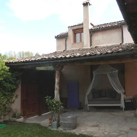Country house La Casona De Castilnovo - Gay Men Only