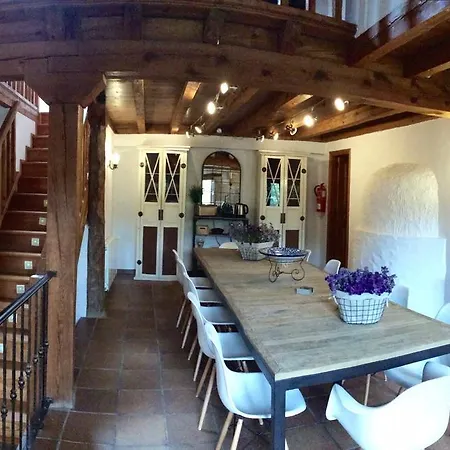 Country house La Casona De Castilnovo - Gay Men Only