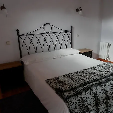 Country house La Casona De Castilnovo - Gay Men Only Valdesaz