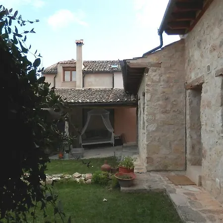 Country house La Casona De Castilnovo - Gay Men Only Valdesaz