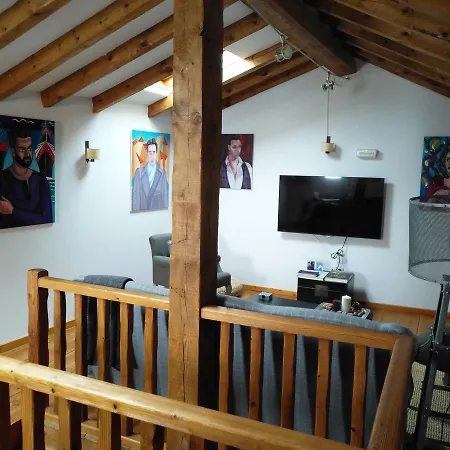 La Casona De Castilnovo - Gay Men Only