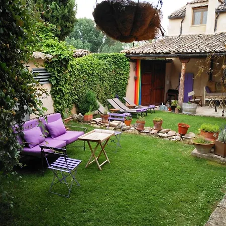 La Casona De Castilnovo - Gay Men Only Valdesaz