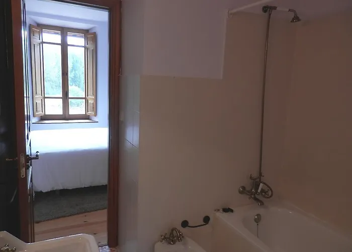 La Casona De Castilnovo - Gay Men Only Valdesaz