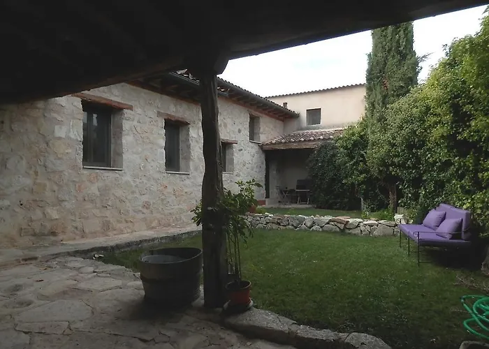 Hétvégi ház La Casona De Castilnovo - Gay Men Only *