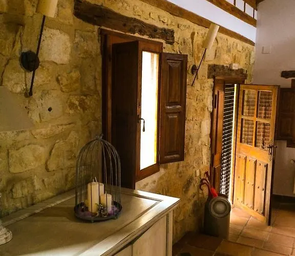 La Casona De Castilnovo - Gay Men Only Valdesaz