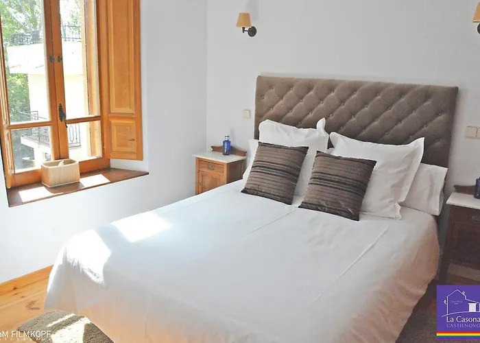 La Casona De Castilnovo - Gay Men Only * Valdesaz