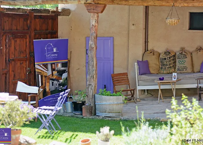 La Casona De Castilnovo - Gay Men Only * Valdesaz