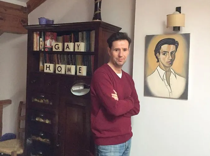 La Casona De Castilnovo - Gay Men Only *